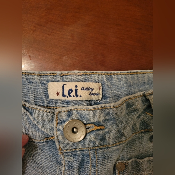 💎!!7/$25.!!💎Retro l.e.i. - Picture 6 of 6